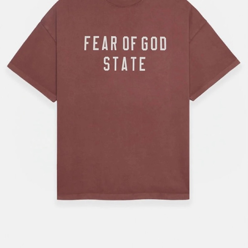 Fear of God Essentials Men’s Heavy Tee XL in Crimson.  NEW WITH TAGS !